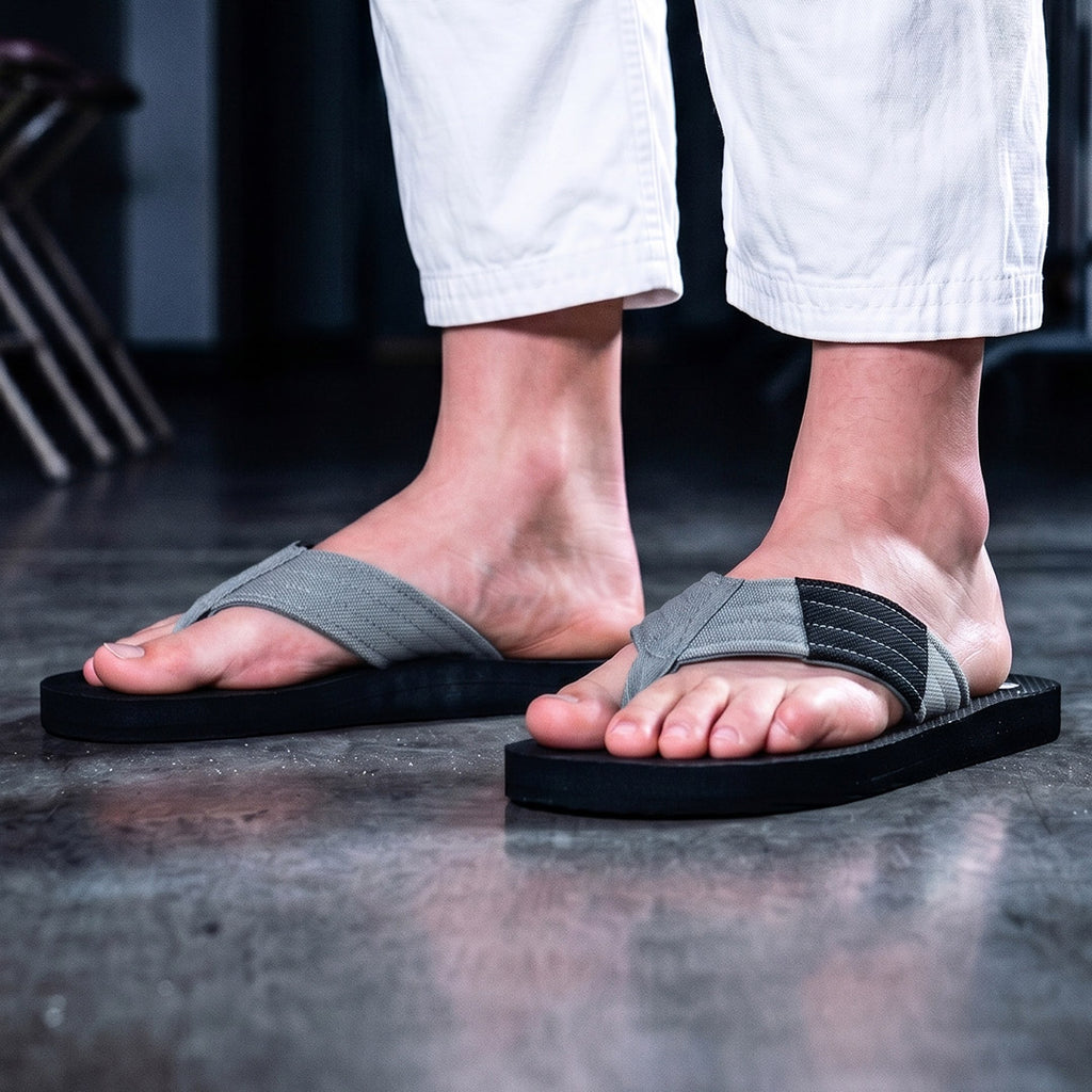 Chanclas BJJ Cinturón Gris